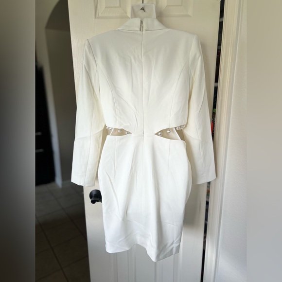 Lavish Alice Cut Out Detail Blazer Dress with Pearl Trim SZ 8 NWT - Picture 10 of 15